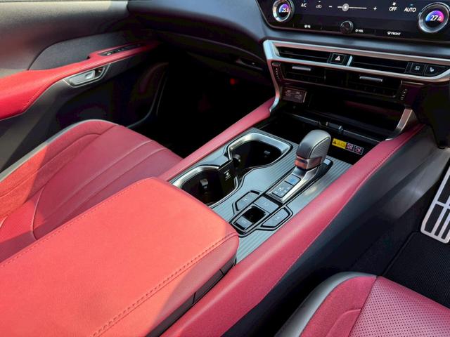 ◆西日本最大級のレクサス専門店株式会社ＯＳ