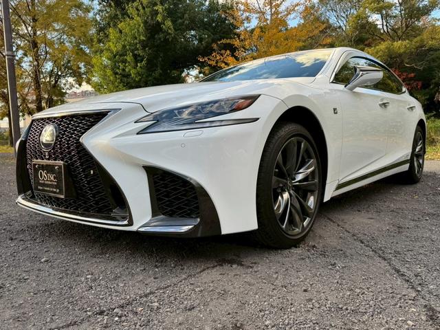 ＬＳ ５００ｈ　Ｆスポーツ　サンルーフ／マークレビンソン／衝突軽減／全周囲カメラ／レーダークルーズ／コーナーセンサー／ＨＵＤ／ＢＳＭ／ハンドルヒーター／シートヒーター・エアコン／パワーシート／シートメモリ／Ｂｌｕｅｔｏｏｔｈ（5枚目）