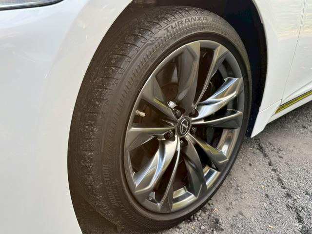 ＬＳ ５００ｈ　Ｆスポーツ　サンルーフ／マークレビンソン／衝突軽減／全周囲カメラ／レーダークルーズ／コーナーセンサー／ＨＵＤ／ＢＳＭ／ハンドルヒーター／シートヒーター・エアコン／パワーシート／シートメモリ／Ｂｌｕｅｔｏｏｔｈ（10枚目）