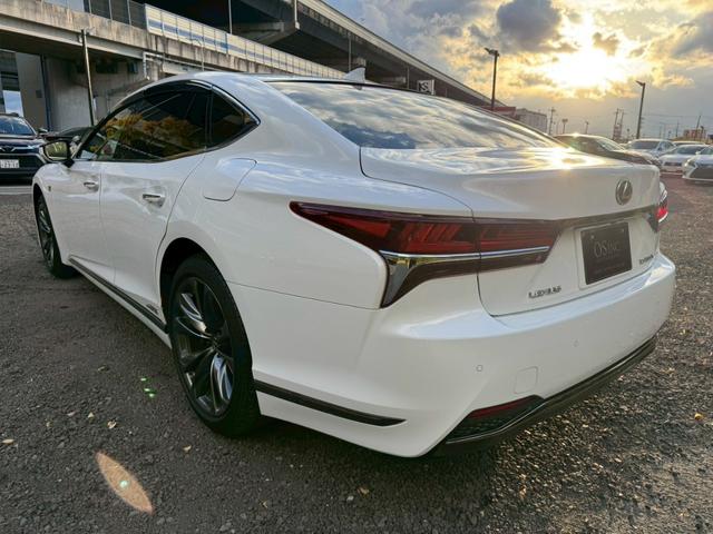 ＬＳ ５００ｈ　Ｆスポーツ　サンルーフ／マークレビンソン／衝突軽減／全周囲カメラ／レーダークルーズ／コーナーセンサー／ＨＵＤ／ＢＳＭ／ハンドルヒーター／シートヒーター・エアコン／パワーシート／シートメモリ／Ｂｌｕｅｔｏｏｔｈ（29枚目）