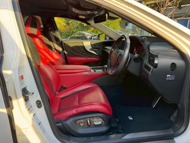 ＬＳ ５００ｈ　Ｆスポーツ　サンルーフ／マークレビンソン／衝突軽減／全周囲カメラ／レーダークルーズ／コーナーセンサー／ＨＵＤ／ＢＳＭ／ハンドルヒーター／シートヒーター・エアコン／パワーシート／シートメモリ／Ｂｌｕｅｔｏｏｔｈ（34枚目）