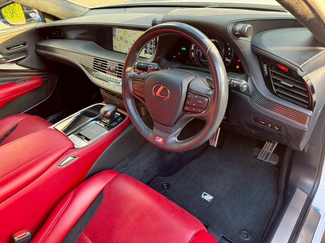 ＬＳ ５００ｈ　Ｆスポーツ　サンルーフ／マークレビンソン／衝突軽減／全周囲カメラ／レーダークルーズ／コーナーセンサー／ＨＵＤ／ＢＳＭ／ハンドルヒーター／シートヒーター・エアコン／パワーシート／シートメモリ／Ｂｌｕｅｔｏｏｔｈ（36枚目）