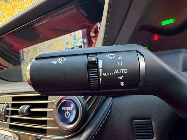 ＬＳ ５００ｈ　Ｆスポーツ　サンルーフ／マークレビンソン／衝突軽減／全周囲カメラ／レーダークルーズ／コーナーセンサー／ＨＵＤ／ＢＳＭ／ハンドルヒーター／シートヒーター・エアコン／パワーシート／シートメモリ／Ｂｌｕｅｔｏｏｔｈ（43枚目）