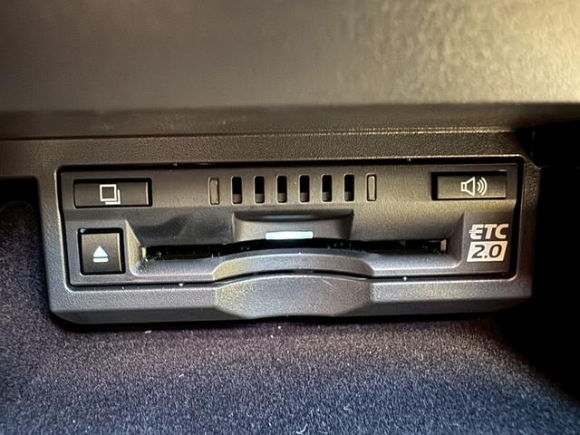 ＬＳ ５００ｈ　Ｆスポーツ　サンルーフ／マークレビンソン／衝突軽減／全周囲カメラ／レーダークルーズ／コーナーセンサー／ＨＵＤ／ＢＳＭ／ハンドルヒーター／シートヒーター・エアコン／パワーシート／シートメモリ／Ｂｌｕｅｔｏｏｔｈ（45枚目）