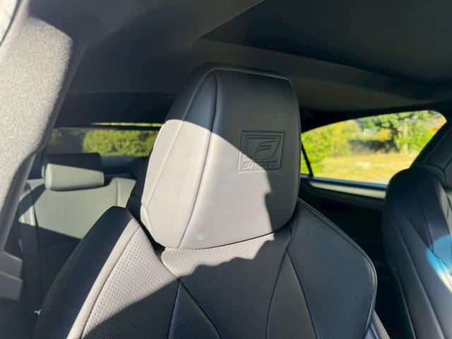 ＥＳ ３００ｈ　Ｆスポーツ　／サンルーフ／ＢＳＭ／ＨＵＤ／デジタルインナーミラー／衝突軽減／レーダークルーズ／レーンキープ／パワーバックドア／シートヒーター・エアコン／ステアリングヒーター／電動格納ミラー／ＥＴＣ／バックカメラ（37枚目）