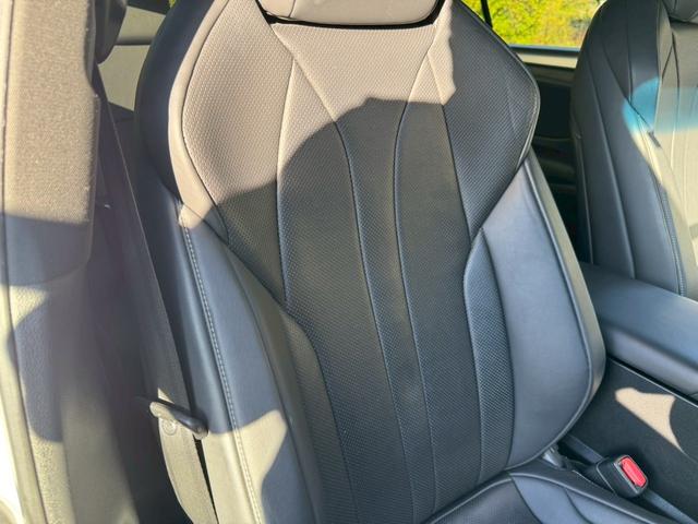 ＥＳ ３００ｈ　Ｆスポーツ　／サンルーフ／ＢＳＭ／ＨＵＤ／デジタルインナーミラー／衝突軽減／レーダークルーズ／レーンキープ／パワーバックドア／シートヒーター・エアコン／ステアリングヒーター／電動格納ミラー／ＥＴＣ／バックカメラ（38枚目）