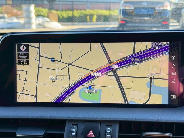 ＥＳ ３００ｈ　Ｆスポーツ　／サンルーフ／ＢＳＭ／ＨＵＤ／デジタルインナーミラー／衝突軽減／レーダークルーズ／レーンキープ／パワーバックドア／シートヒーター・エアコン／ステアリングヒーター／電動格納ミラー／ＥＴＣ／バックカメラ（57枚目）