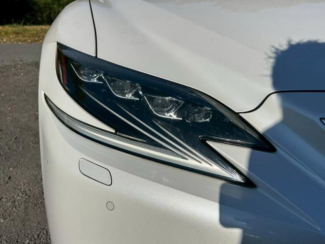 ＬＳ ５００ｈ　エグゼクティブ　／ワンオーナー／マークレビンソン／デジタルインナーミラー／ＨＵＤ／ＢＳＭ／全周囲カメラ／衝突軽減／レーダークルーズ／レーンキープ／コーナーセンサ／パワーバックドア／シートヒータ・エアコン／ＥＴＣ２．０（14枚目）