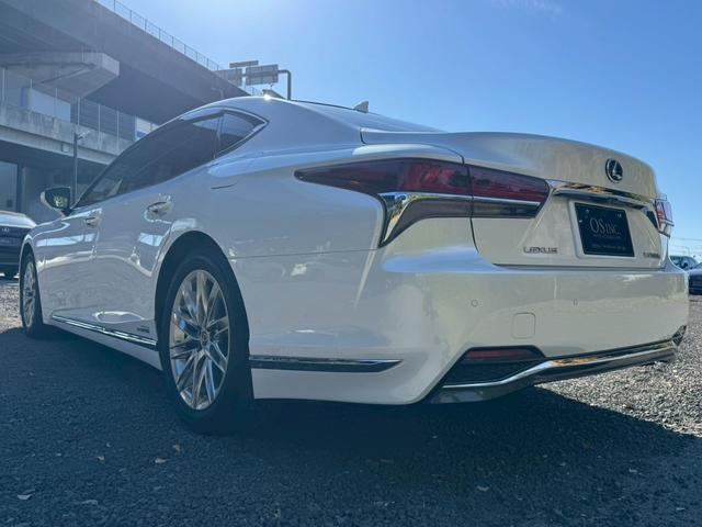 ＬＳ ５００ｈ　エグゼクティブ　／ワンオーナー／マークレビンソン／デジタルインナーミラー／ＨＵＤ／ＢＳＭ／全周囲カメラ／衝突軽減／レーダークルーズ／レーンキープ／コーナーセンサ／パワーバックドア／シートヒータ・エアコン／ＥＴＣ２．０（32枚目）