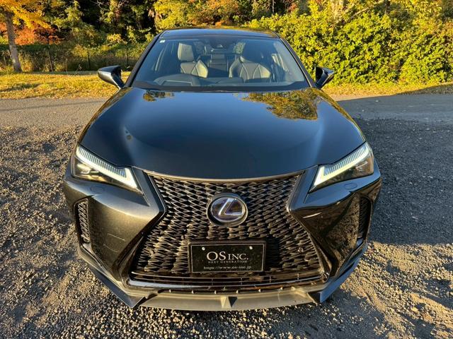 ＵＸ ２５０ｈ　Ｆスポーツ　／衝突軽減／レーダークルーズ／レーンキープ／コーナーセンサー／シートヒーター／ステアリングヒーター／電動格納ミラー／パワーバックドア／パワーシート／シートメモリ／プッシュスタート／ＥＴＣ／バックカメラ（17枚目）