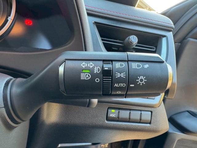 ＵＸ ２５０ｈ　Ｆスポーツ　／衝突軽減／レーダークルーズ／レーンキープ／コーナーセンサー／シートヒーター／ステアリングヒーター／電動格納ミラー／パワーバックドア／パワーシート／シートメモリ／プッシュスタート／ＥＴＣ／バックカメラ（42枚目）