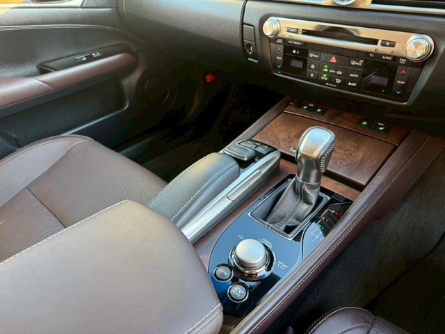 ◆西日本最大級のレクサス専門店株式会社ＯＳ