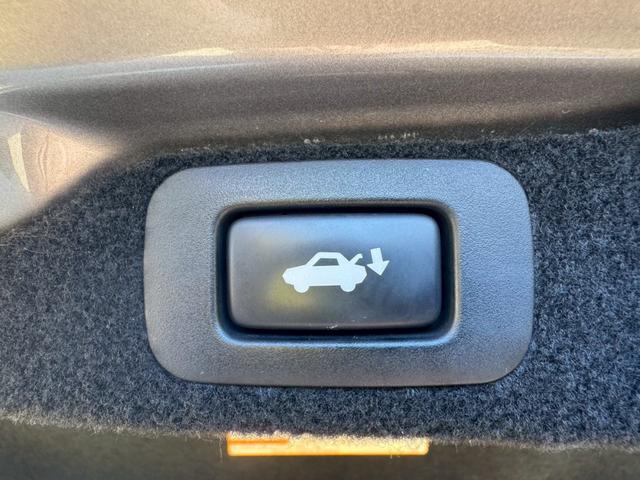 ◆西日本最大級のレクサス専門店株式会社ＯＳ