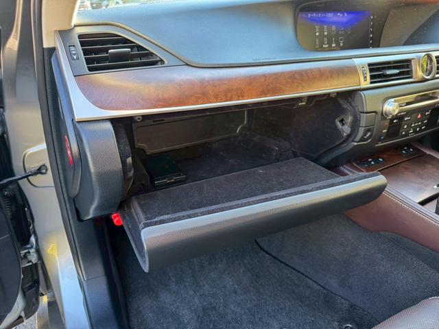 ◆西日本最大級のレクサス専門店株式会社ＯＳ