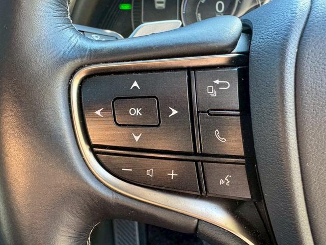 ＥＳ ３００ｈ　ＶｅｒＬ　／サンルーフ／ＢＳＭ／ＨＵＤ／全周囲カメラ／衝突軽減／レーダークルーズ／レーンキープ／コーナーセンサー／シートヒーター・エアコン／パワーバックドア／パワーシート／シートメモリ／電動格納ミラー／ＥＴＣ（43枚目）