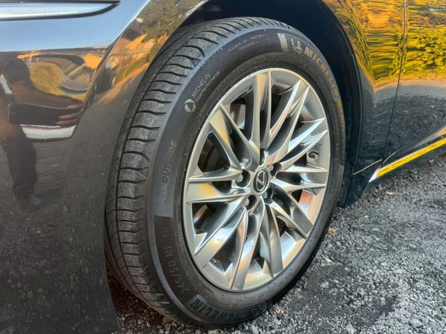 ＬＳ ５００ｈ　ＶｅｒＬ　衝突軽減／全周囲カメラ／レーダークルーズコントロール／コーナーセンサー／ＨＵＤ／ＢＳＭ／ハンドルヒーター／シートヒーター・エアコン／パワーシート／シートメモリ／ＥＴＣ／Ｂｌｕｅｔｏｏｔｈ／バックカメラ（8枚目）