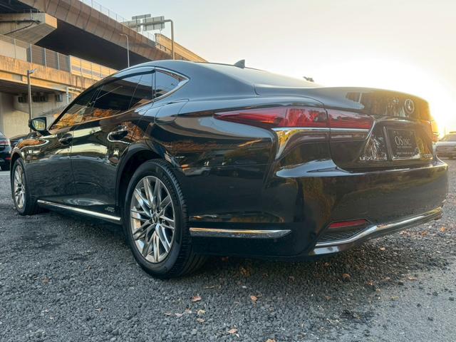 ＬＳ ５００ｈ　ＶｅｒＬ　衝突軽減／全周囲カメラ／レーダークルーズコントロール／コーナーセンサー／ＨＵＤ／ＢＳＭ／ハンドルヒーター／シートヒーター・エアコン／パワーシート／シートメモリ／ＥＴＣ／Ｂｌｕｅｔｏｏｔｈ／バックカメラ（25枚目）