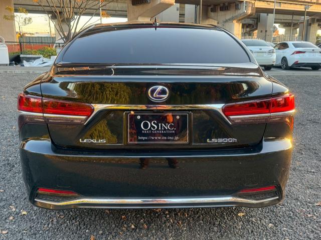 ＬＳ ５００ｈ　ＶｅｒＬ　衝突軽減／全周囲カメラ／レーダークルーズコントロール／コーナーセンサー／ＨＵＤ／ＢＳＭ／ハンドルヒーター／シートヒーター・エアコン／パワーシート／シートメモリ／ＥＴＣ／Ｂｌｕｅｔｏｏｔｈ／バックカメラ（27枚目）