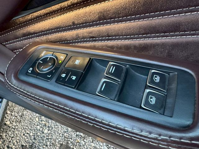 ＬＳ ５００ｈ　ＶｅｒＬ　衝突軽減／全周囲カメラ／レーダークルーズコントロール／コーナーセンサー／ＨＵＤ／ＢＳＭ／ハンドルヒーター／シートヒーター・エアコン／パワーシート／シートメモリ／ＥＴＣ／Ｂｌｕｅｔｏｏｔｈ／バックカメラ（29枚目）