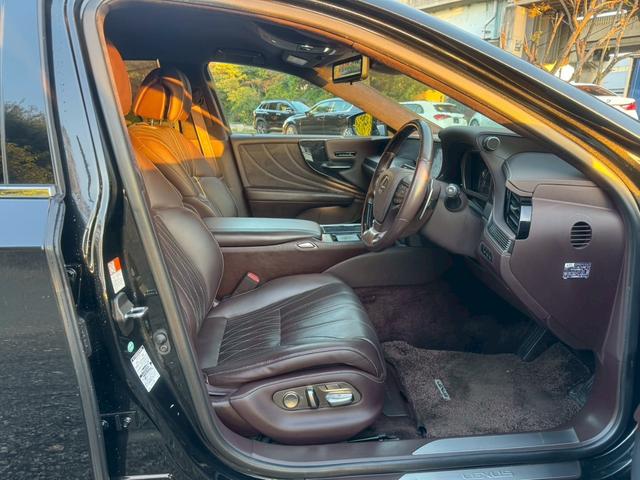 ＬＳ ５００ｈ　ＶｅｒＬ　衝突軽減／全周囲カメラ／レーダークルーズコントロール／コーナーセンサー／ＨＵＤ／ＢＳＭ／ハンドルヒーター／シートヒーター・エアコン／パワーシート／シートメモリ／ＥＴＣ／Ｂｌｕｅｔｏｏｔｈ／バックカメラ（31枚目）