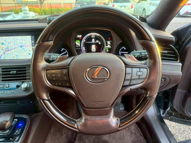 ＬＳ ５００ｈ　ＶｅｒＬ　衝突軽減／全周囲カメラ／レーダークルーズコントロール／コーナーセンサー／ＨＵＤ／ＢＳＭ／ハンドルヒーター／シートヒーター・エアコン／パワーシート／シートメモリ／ＥＴＣ／Ｂｌｕｅｔｏｏｔｈ／バックカメラ（36枚目）