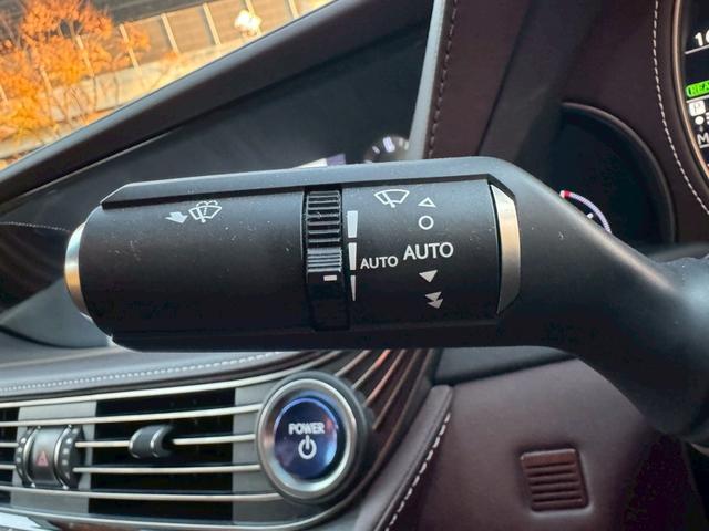 ＬＳ ５００ｈ　ＶｅｒＬ　衝突軽減／全周囲カメラ／レーダークルーズコントロール／コーナーセンサー／ＨＵＤ／ＢＳＭ／ハンドルヒーター／シートヒーター・エアコン／パワーシート／シートメモリ／ＥＴＣ／Ｂｌｕｅｔｏｏｔｈ／バックカメラ（40枚目）