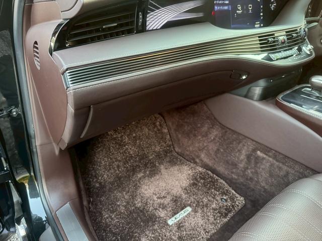 ＬＳ ５００ｈ　ＶｅｒＬ　衝突軽減／全周囲カメラ／レーダークルーズコントロール／コーナーセンサー／ＨＵＤ／ＢＳＭ／ハンドルヒーター／シートヒーター・エアコン／パワーシート／シートメモリ／ＥＴＣ／Ｂｌｕｅｔｏｏｔｈ／バックカメラ（79枚目）