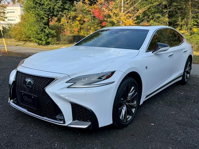 ＬＳ ５００ｈ　Ｆスポーツ　サンルーフ／衝突軽減／全周囲カメラ／レーダークルーズコントロール／コーナーセンサー／ＨＵＤ／ＢＳＭ／ハンドルヒーター／シートヒーター・エアコン／パワーシート／シートメモリ／ＥＴＣ／Ｂｌｕｅｔｏｏｔｈ（6枚目）
