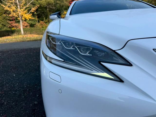 ＬＳ ５００ｈ　Ｆスポーツ　サンルーフ／衝突軽減／全周囲カメラ／レーダークルーズコントロール／コーナーセンサー／ＨＵＤ／ＢＳＭ／ハンドルヒーター／シートヒーター・エアコン／パワーシート／シートメモリ／ＥＴＣ／Ｂｌｕｅｔｏｏｔｈ（10枚目）