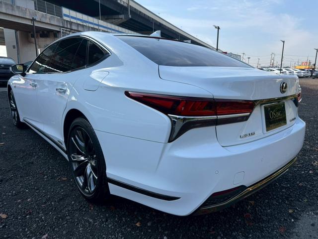 ＬＳ ５００ｈ　Ｆスポーツ　サンルーフ／衝突軽減／全周囲カメラ／レーダークルーズコントロール／コーナーセンサー／ＨＵＤ／ＢＳＭ／ハンドルヒーター／シートヒーター・エアコン／パワーシート／シートメモリ／ＥＴＣ／Ｂｌｕｅｔｏｏｔｈ（25枚目）