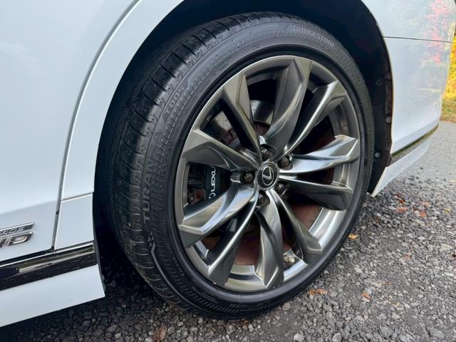 ＬＳ ５００ｈ　Ｆスポーツ　サンルーフ／衝突軽減／全周囲カメラ／レーダークルーズコントロール／コーナーセンサー／ＨＵＤ／ＢＳＭ／ハンドルヒーター／シートヒーター・エアコン／パワーシート／シートメモリ／ＥＴＣ／Ｂｌｕｅｔｏｏｔｈ（27枚目）