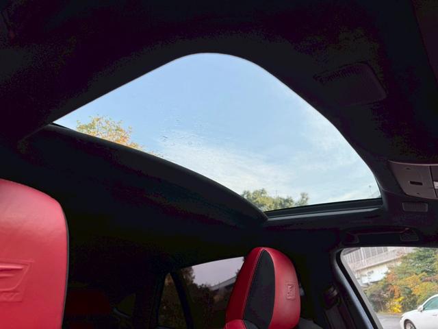 ＬＳ ５００ｈ　Ｆスポーツ　サンルーフ／衝突軽減／全周囲カメラ／レーダークルーズコントロール／コーナーセンサー／ＨＵＤ／ＢＳＭ／ハンドルヒーター／シートヒーター・エアコン／パワーシート／シートメモリ／ＥＴＣ／Ｂｌｕｅｔｏｏｔｈ（36枚目）