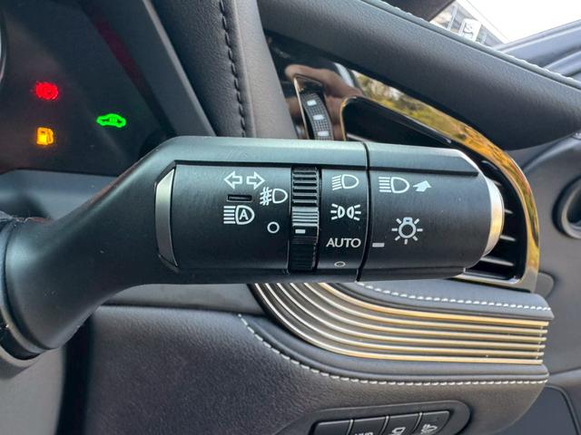 ＬＳ ５００ｈ　Ｆスポーツ　サンルーフ／衝突軽減／全周囲カメラ／レーダークルーズコントロール／コーナーセンサー／ＨＵＤ／ＢＳＭ／ハンドルヒーター／シートヒーター・エアコン／パワーシート／シートメモリ／ＥＴＣ／Ｂｌｕｅｔｏｏｔｈ（41枚目）