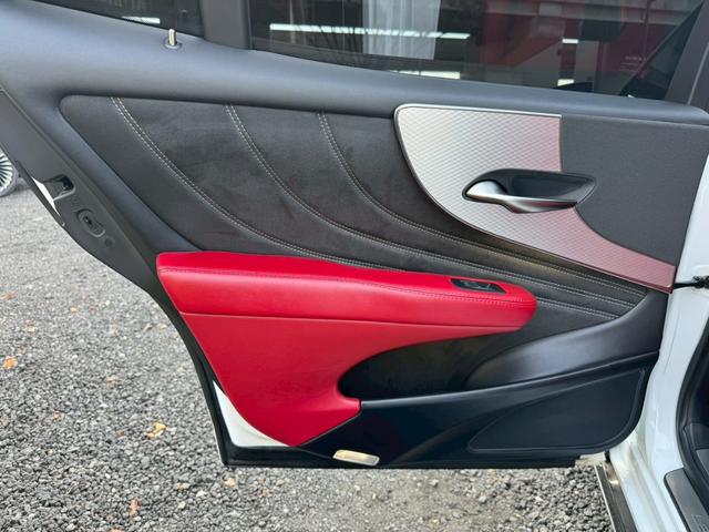 ＬＳ ５００ｈ　Ｆスポーツ　サンルーフ／衝突軽減／全周囲カメラ／レーダークルーズコントロール／コーナーセンサー／ＨＵＤ／ＢＳＭ／ハンドルヒーター／シートヒーター・エアコン／パワーシート／シートメモリ／ＥＴＣ／Ｂｌｕｅｔｏｏｔｈ（70枚目）