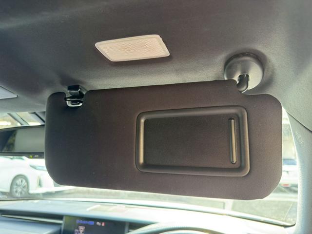 ＩＳ ３００ｈ　Ｆスポーツ　クルーズコントロール／コーナーセンサー／シートヒーター／パワーシート／ＥＴＣ／Ｂｌｕｅｔｏｏｔｈ／バックカメラ／プッシュスタート／電動格納ミラー／純正ナビ／フルセグＴＶ／ＬＥＤヘッドライト（52枚目）