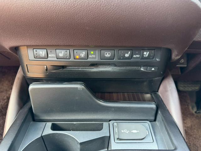 ES 300h VerL サンルーフ/衝突軽減/全周囲カメラ/レーダークルーズコントロール/コーナーセンサー/HUD/BSM/ハンドルヒーター/シートヒーター・エアコン/パワーシート/シートメモリ/ETC/Bluetooth(56枚目)