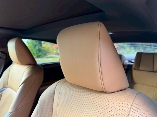 ES 300h VerL サンルーフ/衝突軽減/全周囲カメラ/レーダークルーズコントロール/コーナーセンサー/HUD/BSM/ハンドルヒーター/シートヒーター・エアコン/パワーシート/シートメモリ/ETC/Bluetooth(77枚目)