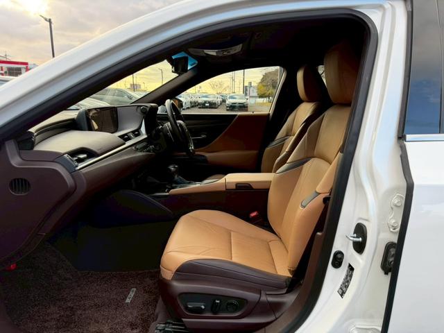 ES 300h VerL サンルーフ/衝突軽減/全周囲カメラ/レーダークルーズコントロール/コーナーセンサー/HUD/BSM/ハンドルヒーター/シートヒーター・エアコン/パワーシート/シートメモリ/ETC/Bluetooth(78枚目)