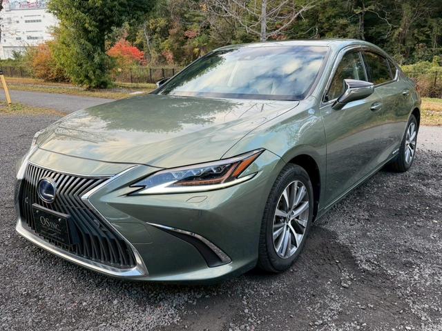 ES 300h サンルーフ/衝突軽減/レーダークルーズコントロール/コーナーセンサー/ハンドルヒーター/シートヒーター・エアコン/パワーシート/シートメモリ/ETC/Bluetooth/バックカメラ/プッシュスタート(8枚目)