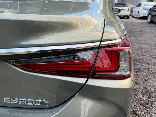 ES 300h サンルーフ/衝突軽減/レーダークルーズコントロール/コーナーセンサー/ハンドルヒーター/シートヒーター・エアコン/パワーシート/シートメモリ/ETC/Bluetooth/バックカメラ/プッシュスタート(22枚目)