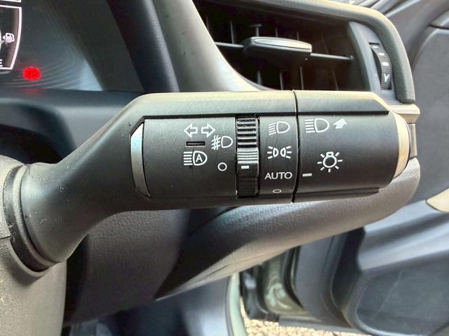 ES 300h サンルーフ/衝突軽減/レーダークルーズコントロール/コーナーセンサー/ハンドルヒーター/シートヒーター・エアコン/パワーシート/シートメモリ/ETC/Bluetooth/バックカメラ/プッシュスタート(44枚目)