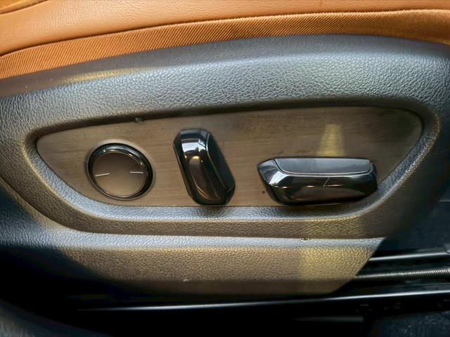 ＵＸ ２５０ｈ　ＶｅｒＬ　モデリスタエアロ／サンルーフ／衝突軽減／レーダークルーズコントロール／コーナーセンサー／ハンドルヒーター／シートヒーター・エアコン／パワーシート／シートメモリ／ＥＴＣ／Ｂｌｕｅｔｏｏｔｈ／バックカメラ（33枚目）