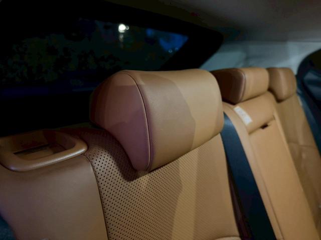 ＵＸ ２５０ｈ　ＶｅｒＬ　モデリスタエアロ／サンルーフ／衝突軽減／レーダークルーズコントロール／コーナーセンサー／ハンドルヒーター／シートヒーター・エアコン／パワーシート／シートメモリ／ＥＴＣ／Ｂｌｕｅｔｏｏｔｈ／バックカメラ（65枚目）