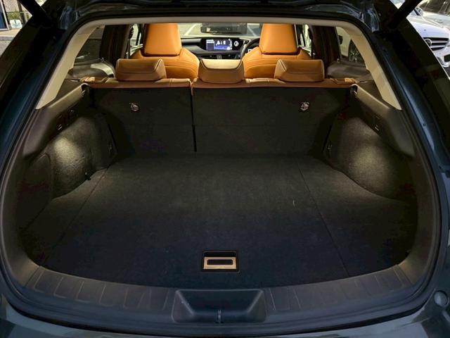 ＵＸ ２５０ｈ　ＶｅｒＬ　モデリスタエアロ／サンルーフ／衝突軽減／レーダークルーズコントロール／コーナーセンサー／ハンドルヒーター／シートヒーター・エアコン／パワーシート／シートメモリ／ＥＴＣ／Ｂｌｕｅｔｏｏｔｈ／バックカメラ（68枚目）