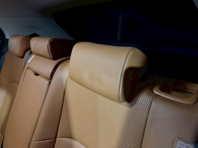 ＵＸ ２５０ｈ　ＶｅｒＬ　モデリスタエアロ／サンルーフ／衝突軽減／レーダークルーズコントロール／コーナーセンサー／ハンドルヒーター／シートヒーター・エアコン／パワーシート／シートメモリ／ＥＴＣ／Ｂｌｕｅｔｏｏｔｈ／バックカメラ（69枚目）