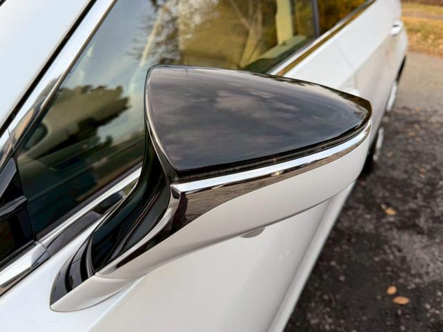 ES 300h VerL マークレビンソン/ワンオーナー/サンルーフ/全周囲カメラ/衝突軽減/レーダークルーズコントロール/コーナーセンサー/HUD/BSM/ハンドルヒーター/シートヒーター・エアコン/パワーシート/ETC(11枚目)