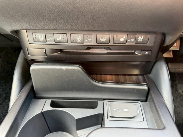 ES 300h VerL サンルーフ/衝突軽減/全周囲カメラ/レーダークルーズコントロール/コーナーセンサー/HUD/BSM/ハンドルヒーター/シートヒーター・エアコン/パワーシート/シートメモリ/ETC/Bluetooth(54枚目)