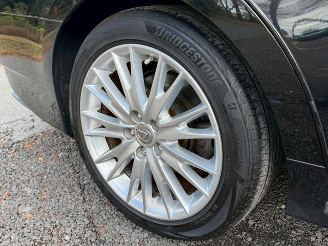 GS 450h VerL 後期Fグリル仕様/マークレビンソン/レーダークルーズコントロール/コーナーセンサー/HUD/シートヒーター・エアコン/パワーシート/シートメモリ/Bluetooth/バックカメラ/電動リアゲート(22枚目)