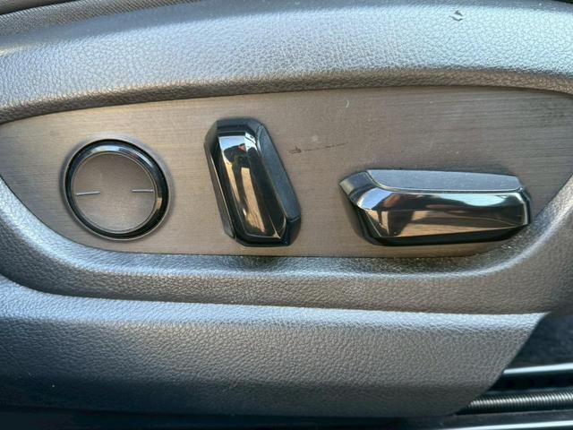 ＵＸ ２５０ｈ　Ｆスポーツ　衝突軽減／全周囲カメラ／レーダークルーズコントロール／コーナーセンサー／ＢＳＭ／ハンドルヒーター／シートヒーター／パワーシート／シートメモリ／ＥＴＣ／Ｂｌｕｅｔｏｏｔｈ／電動リアゲート／バックカメラ（37枚目）