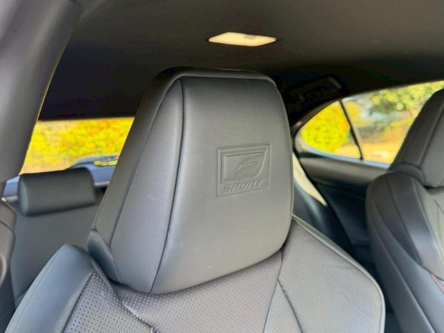 ＵＸ ２５０ｈ　Ｆスポーツ　衝突軽減／全周囲カメラ／レーダークルーズコントロール／コーナーセンサー／ＢＳＭ／ハンドルヒーター／シートヒーター／パワーシート／シートメモリ／ＥＴＣ／Ｂｌｕｅｔｏｏｔｈ／電動リアゲート／バックカメラ（39枚目）